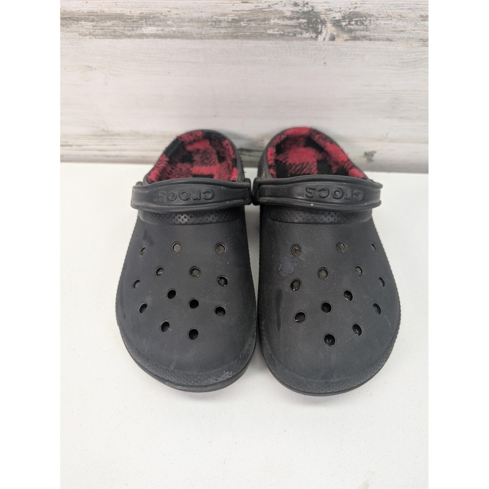Crocs Clogs Womens Size 8 Black Fuzzy Lined Plaid Dual Comfort Casual Shoes